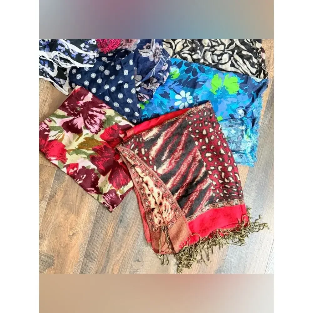 Wraps poncho scarf bundle lot bohemian gypsy indie rock 11 scarves